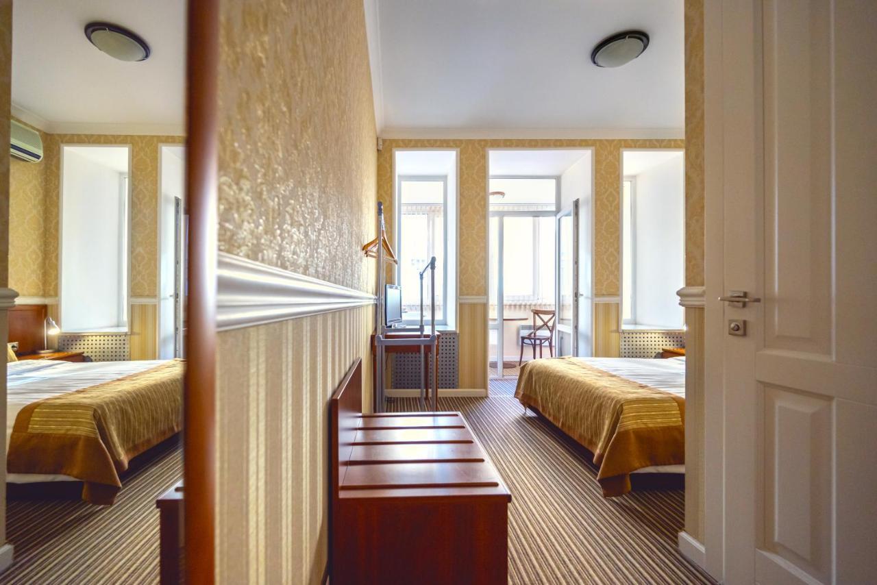 Consul Hotel Консул Odessa Eksteriør billede
