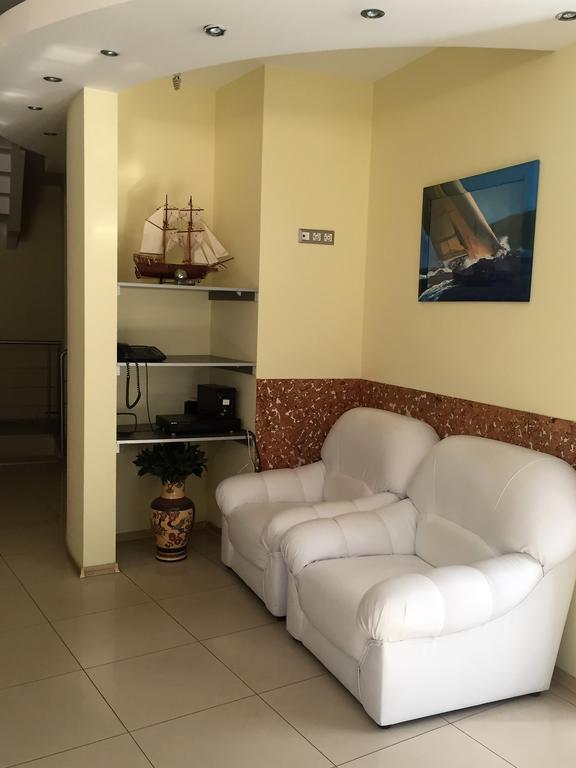 Consul Hotel Консул Odessa Eksteriør billede